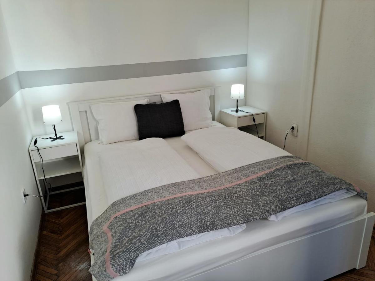 Emerald Apartment Budapest Esterno foto